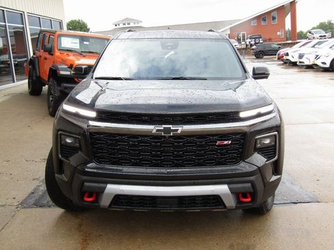 New 2026 Chevrolet Traverse Z71 w/ Enhanced Driving Package AWD/4WD image 13