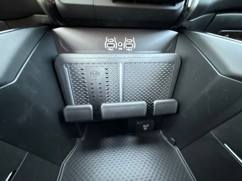 New 2026 RAM 1500 Laramie AWD/4WD image 41