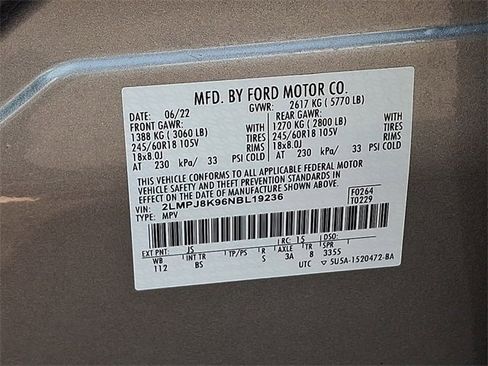 Used 2022 Lincoln Nautilus Reserve image 27