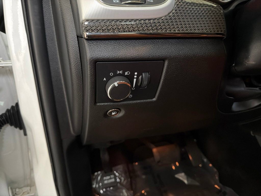 Used 2018 Jeep Grand Cherokee Trackhawk w/ Trailer Tow Group IV AWD/4WD image 51