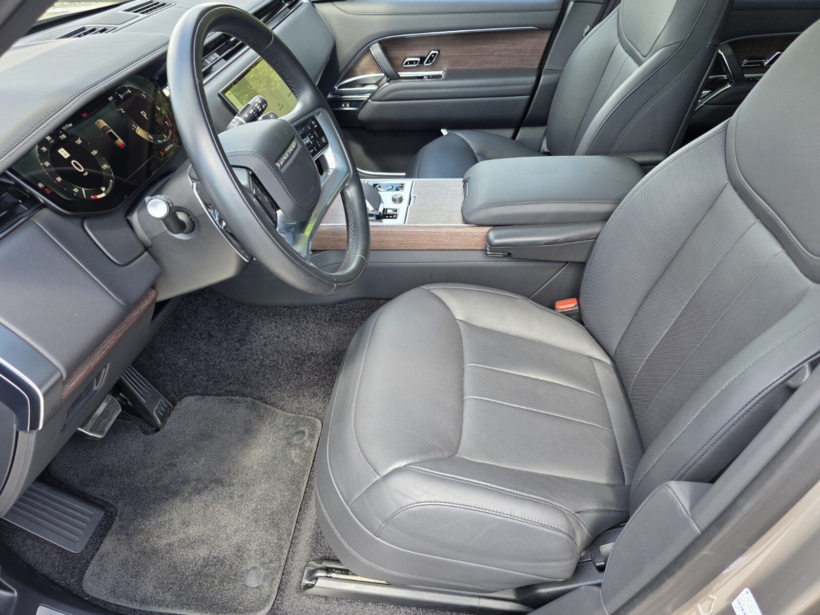 Certified 2023 Land Rover Range Rover SE AWD/4WD image 10