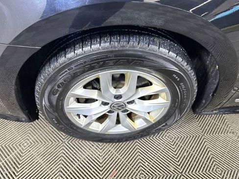 Used 2016 Volkswagen Passat 1.8T S image 10