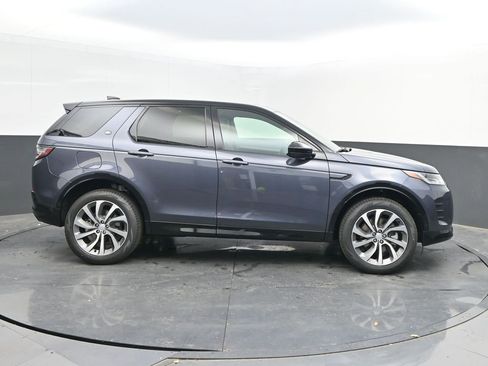 Used 2025 Land Rover Discovery Sport Dynamic SE image 8