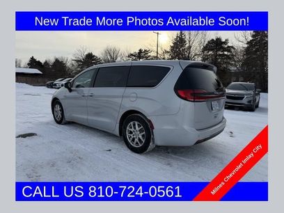 Used 2023 Chrysler Pacifica Touring-L