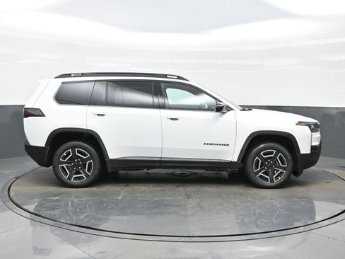 New 2026 Jeep Cherokee Limited image 7