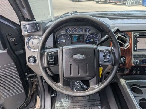 Used 2011 Ford F250 Lariat w/ Lariat Ultimate Pkg AWD/4WD image 15