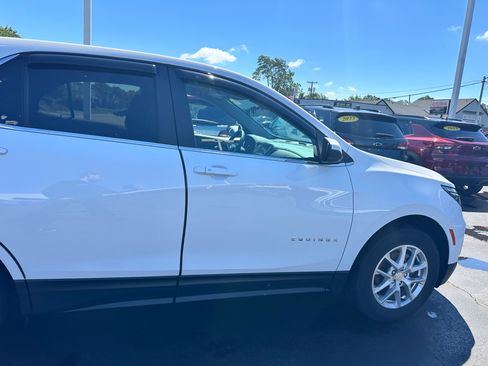 Used 2022 Chevrolet Equinox LT AWD/4WD image 10