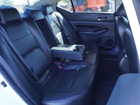 Certified 2023 Nissan Altima 2.5 SR w/ SR Premium Package image 9