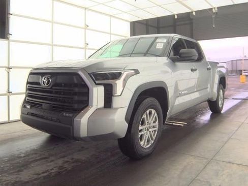 Used 2022 Toyota Tundra SR5 image 1