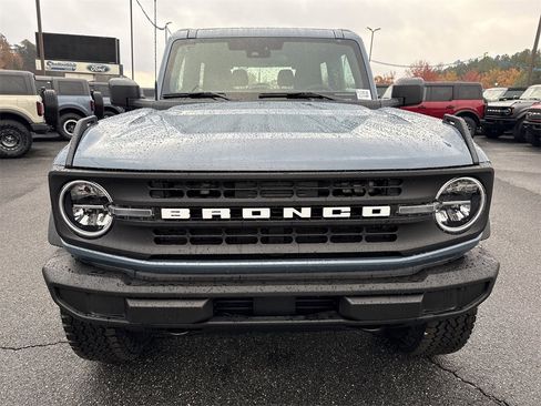 New 2025 Ford Bronco Base w/ Sasquatch Package image 2