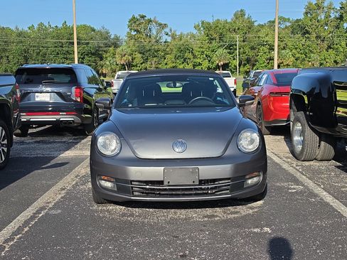 Used 2013 Volkswagen Beetle 2.0T FWD image 8