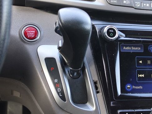 Used 2016 Honda Odyssey SE image 39