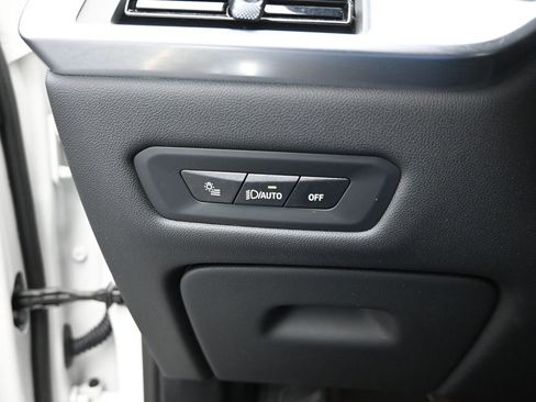 Used 2025 BMW X5 xDrive50e image 12