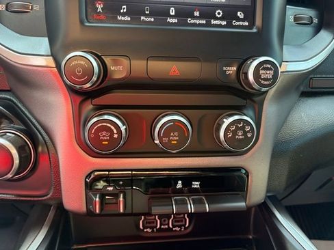 Used 2020 RAM 1500 Big Horn image 18