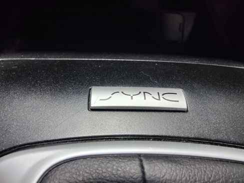 Used 2015 Ford Fusion Titanium image 28