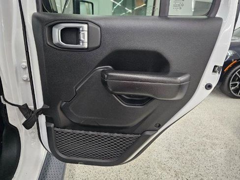 Used 2020 Jeep Wrangler Unlimited Sport S image 27