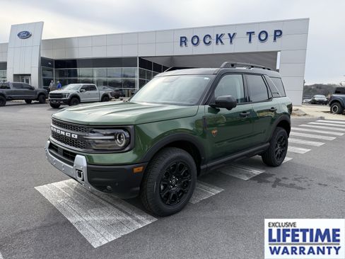 New 2025 Ford Bronco Sport Badlands w/ Badlands Tech Package AWD/4WD image 1