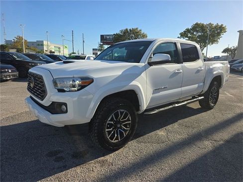 Used 2021 Toyota Tacoma TRD Sport image 6