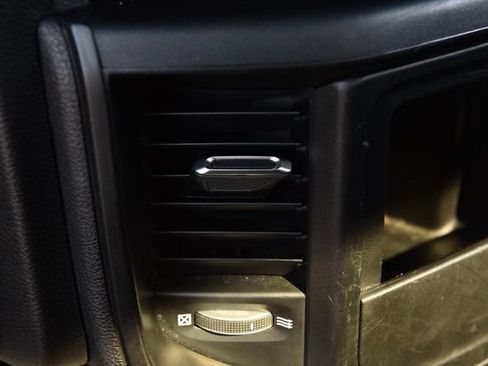 Used 2022 RAM 1500 Big Horn AWD/4WD image 24