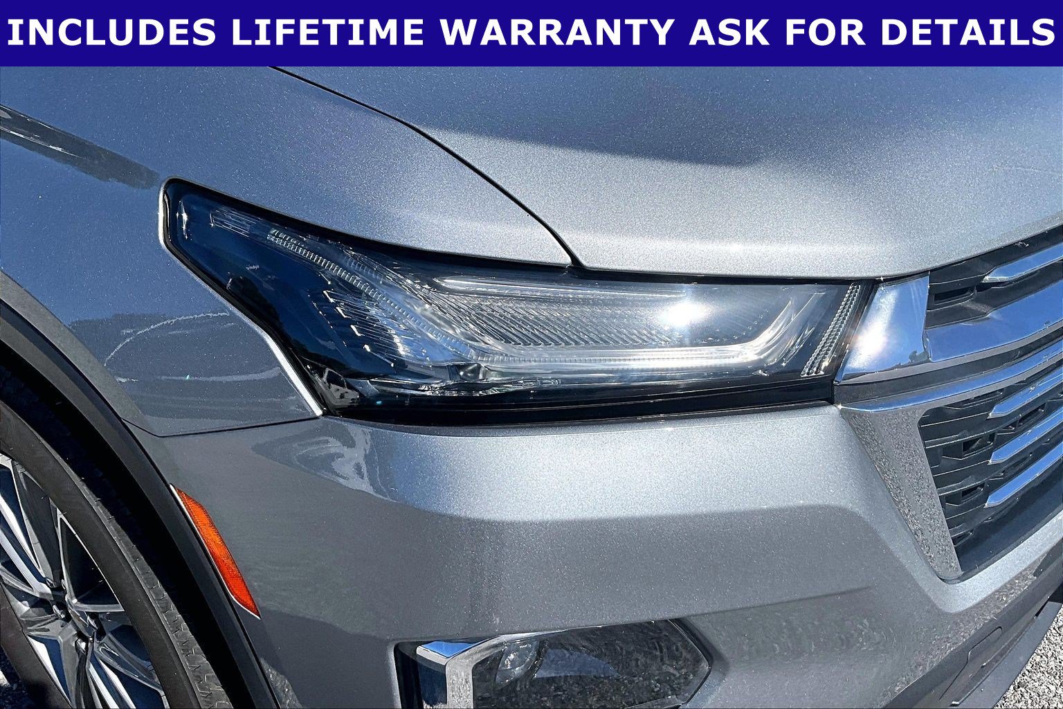 Used 2024 Chevrolet Traverse LT AWD/4WD image 24