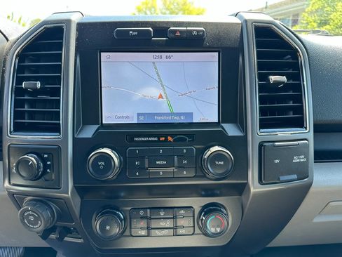 Used 2020 Ford F150 XLT w/ Equipment Group 302A Luxury AWD/4WD image 22