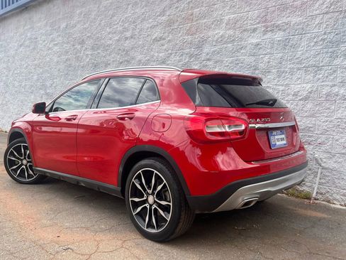 Used 2016 Mercedes-Benz GLA 250 4MATIC image 10