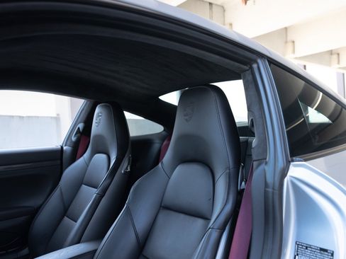 Used 2018 Porsche 911 GT3 RS image 55