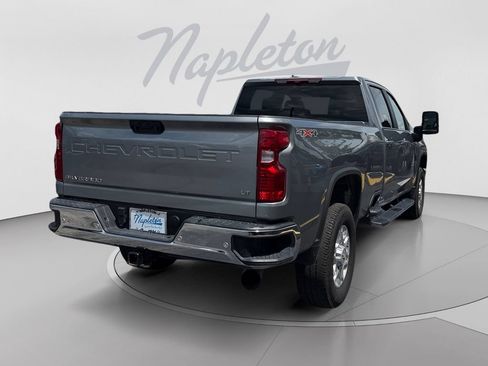 Used 2025 Chevrolet Silverado 3500 LT w/ Safety Package AWD/4WD image 6