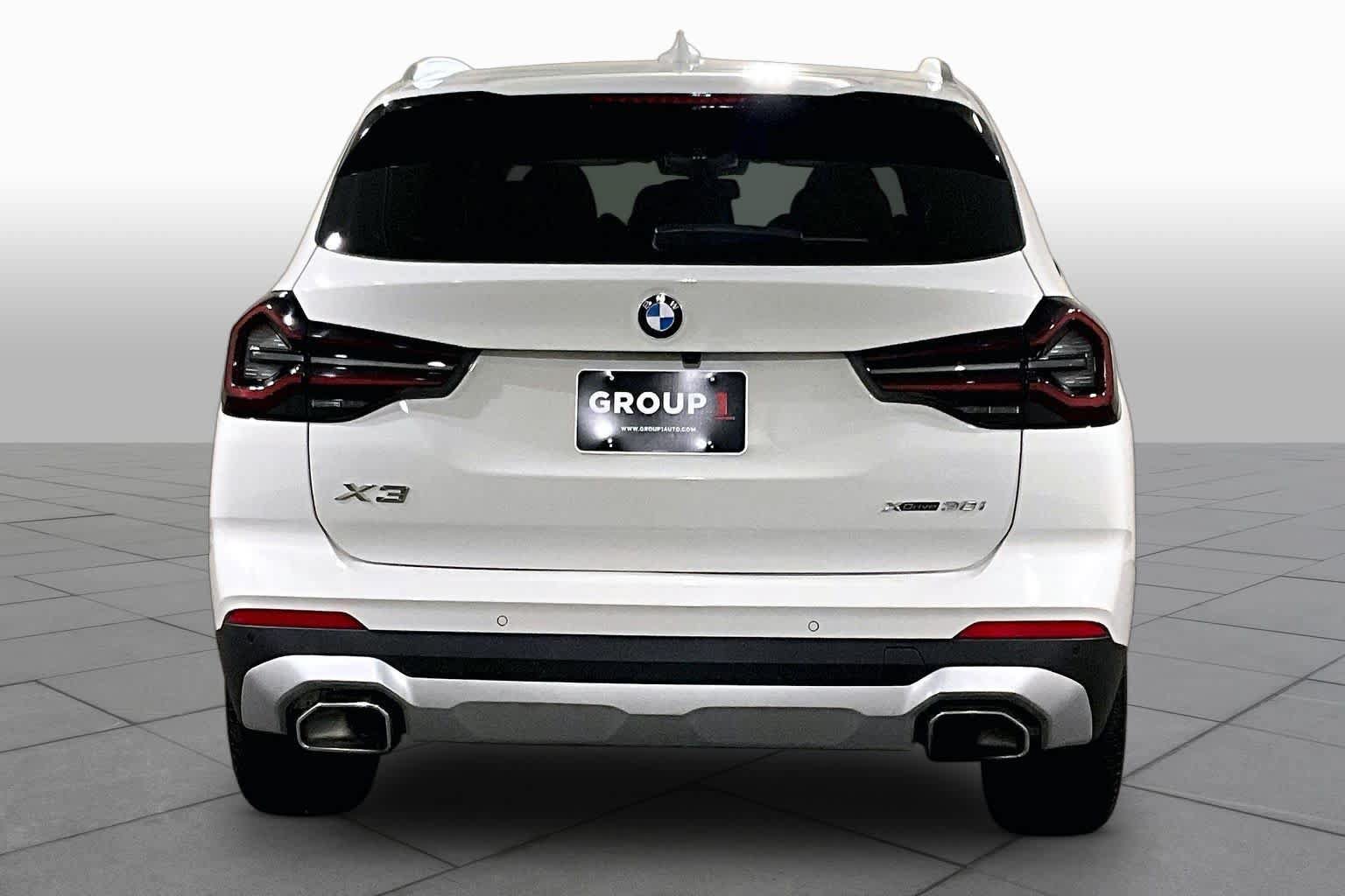 Used 2024 BMW X3 xDrive30i w/ Convenience Package AWD/4WD image 4