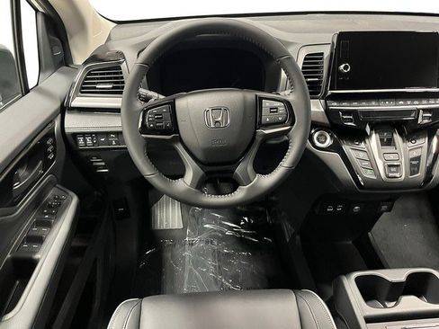 New 2026 Honda Odyssey Touring image 26