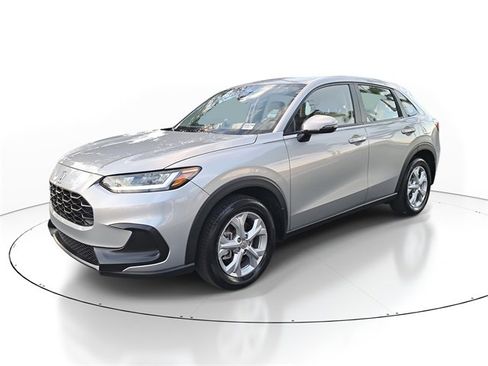 Certified 2023 Honda HR-V LX image 3