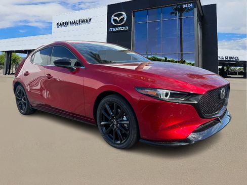 New 2026 MAZDA MAZDA3 Hatchback w/Premium Plus Pkg image 8