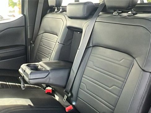 New 2025 Ford Ranger Lariat w/ FX4 Off-Road Package image 21