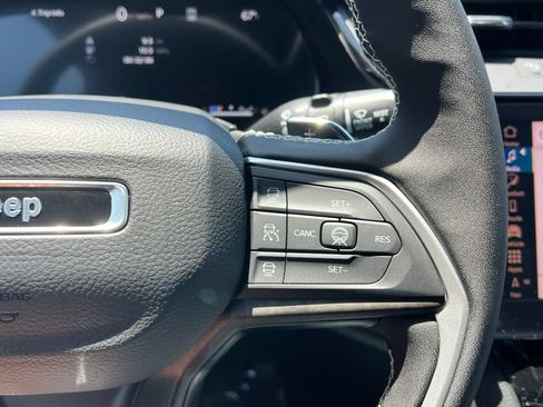 New 2026 Jeep Grand Cherokee L 4WD image 21