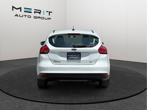 Used 2017 Ford Focus SE FWD image 8