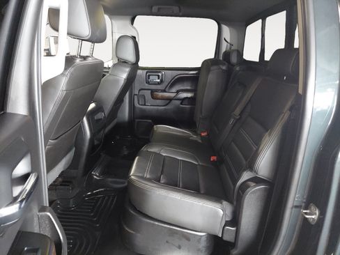 Used 2018 GMC Sierra 2500 Denali w/ Duramax Plus Package AWD/4WD image 24