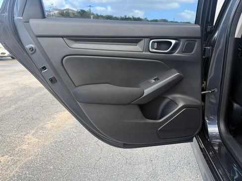 Used 2022 Honda Civic EX image 21