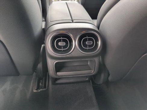 Certified 2025 Mercedes-Benz GLC 350e 4MATIC image 17