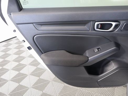 Used 2025 Honda Civic Sport image 12