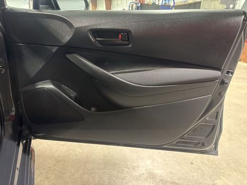 Used 2025 Toyota Corolla LE image 7