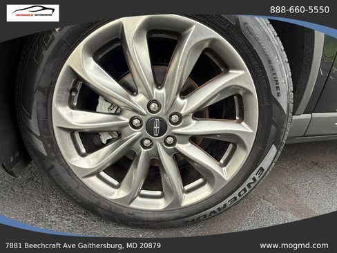 Used 2022 Lincoln Corsair AWD w/ Premium Package image 30