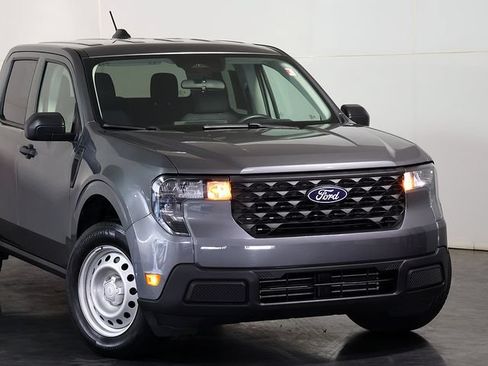 Used 2025 Ford Maverick XL w/ 4K Tow Package AWD/4WD image 6