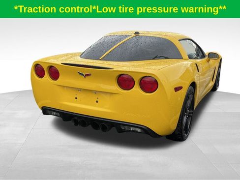 Used 2005 Chevrolet Corvette Coupe w/ Preferred Equipment Group image 3