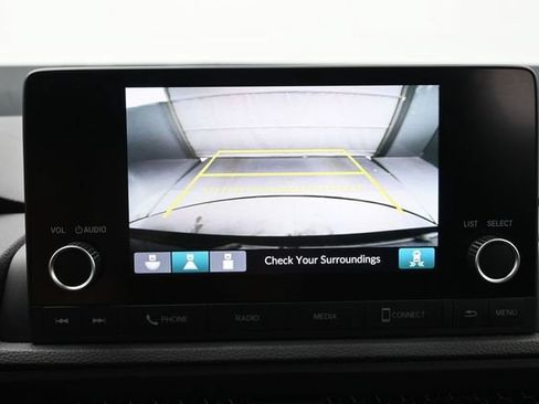 Used 2025 Honda CR-V Sport image 16