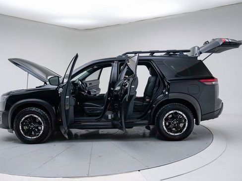 Used 2024 Nissan Pathfinder Rock Creek image 18