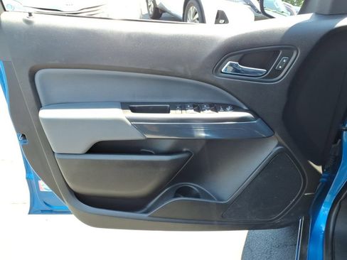 Used 2021 Chevrolet Colorado Z71 AWD/4WD image 8