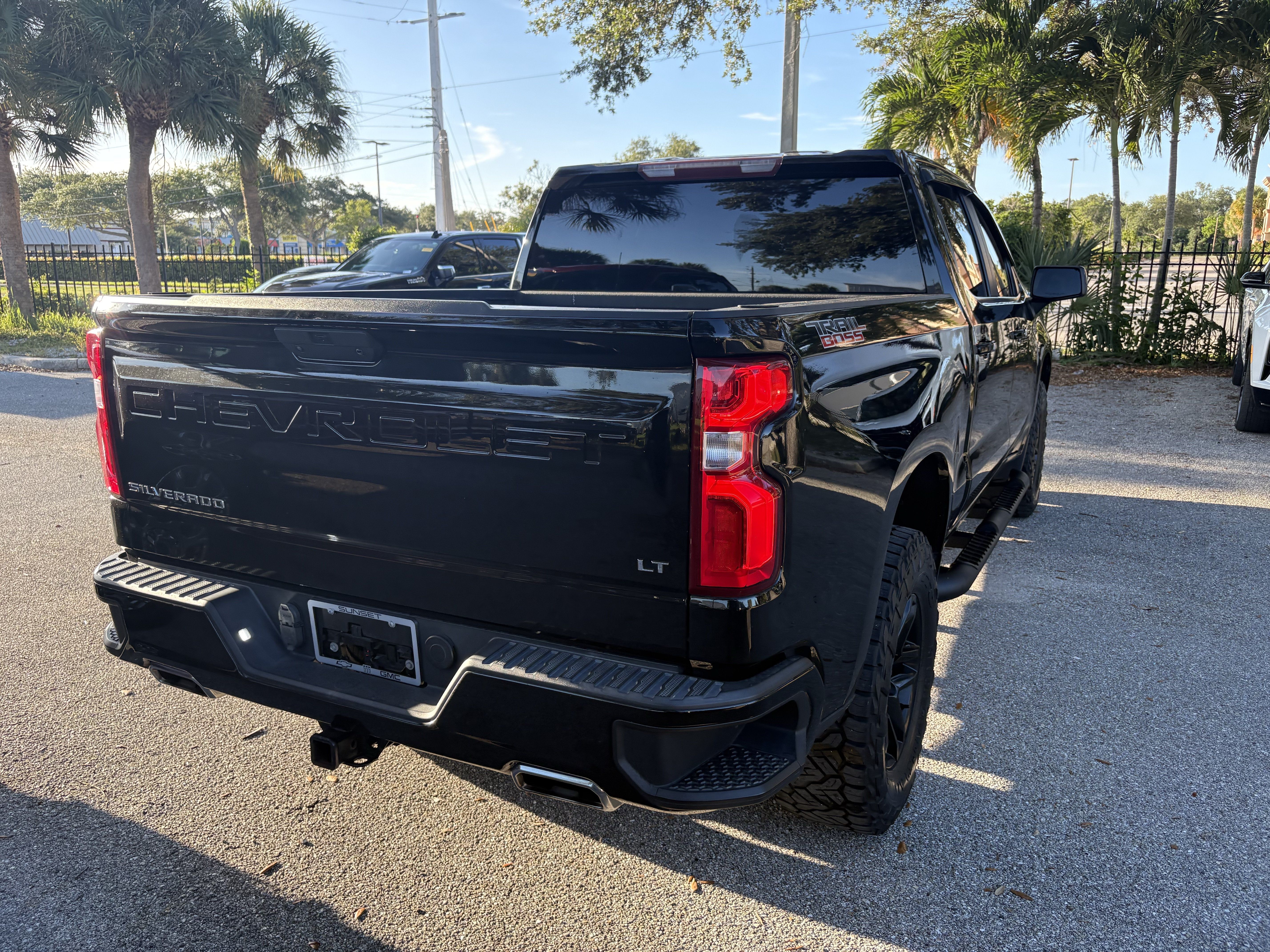Used 2021 Chevrolet Silverado 1500 LT Trail Boss w/ Bed Protection Package AWD/4WD image 7