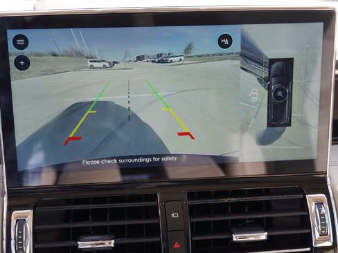 Used 2023 Lincoln Navigator Reserve image 12