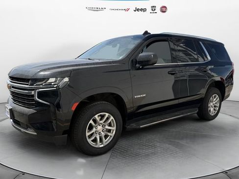Used 2024 Chevrolet Tahoe LT AWD/4WD image 2