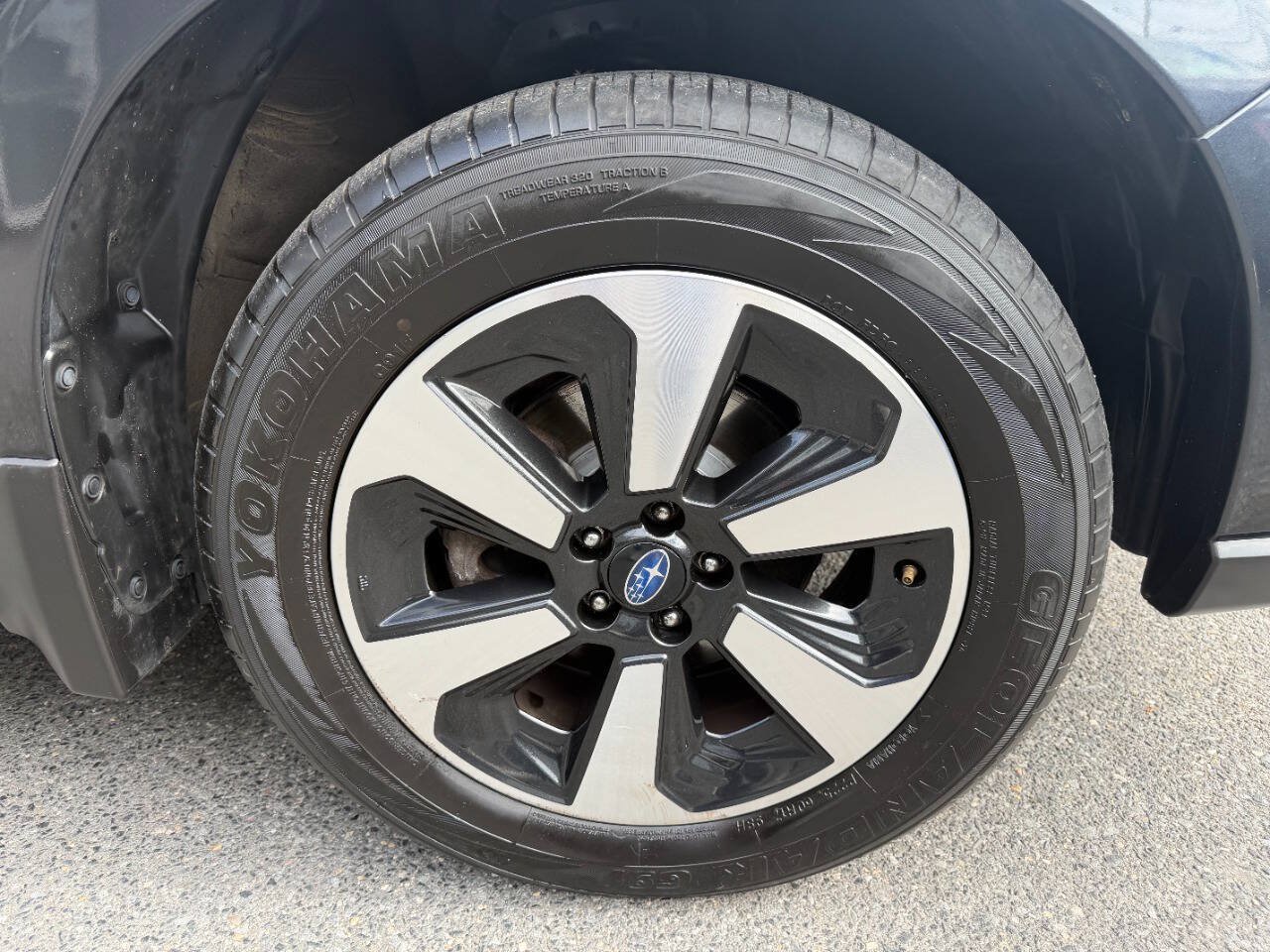 Used 2018 Subaru Forester 2.5i Premium AWD/4WD image 11